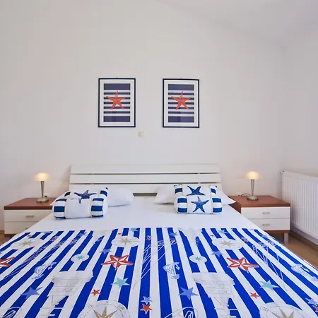 Roso - Zf Hvar Apartment *