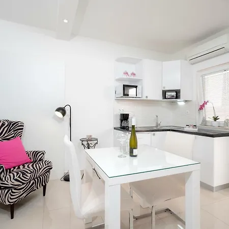 Roso - Zf Hvar Apartment