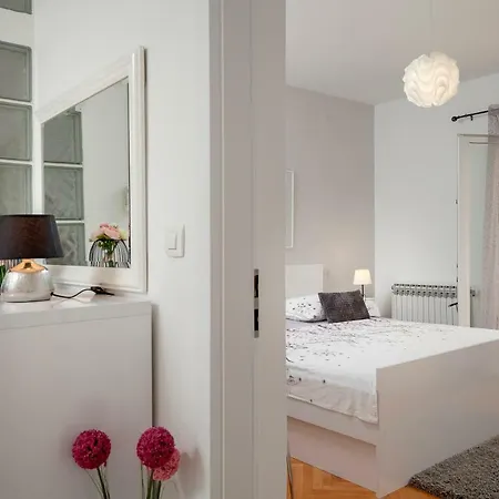 Roso - Zf Hvar Apartment