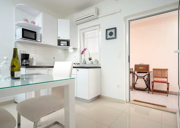 דירה Roso - Zf Hvar חוואר